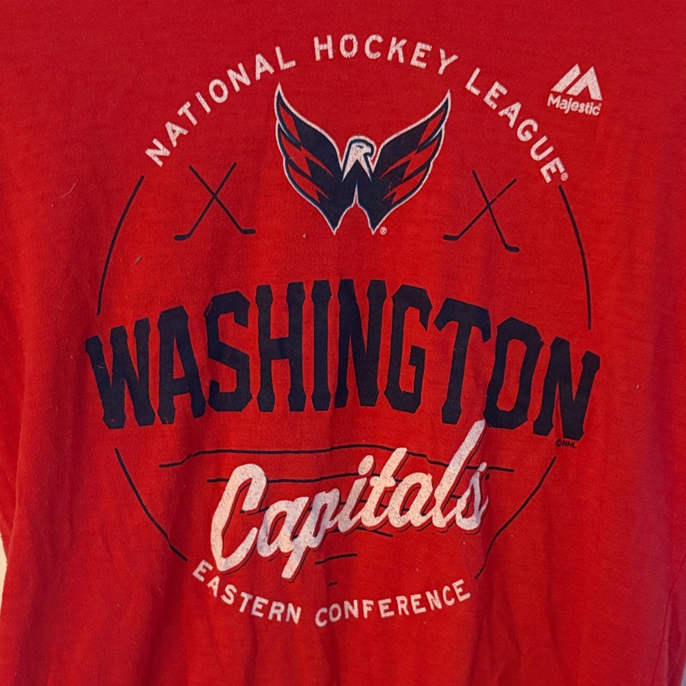 Women's Red Washington Capitals Short Sleeve Tee